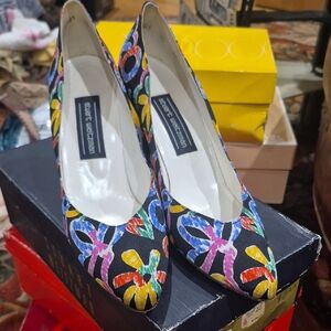 Vintage Stuart Weitzman Black Pumps with Multicolor Floral Print